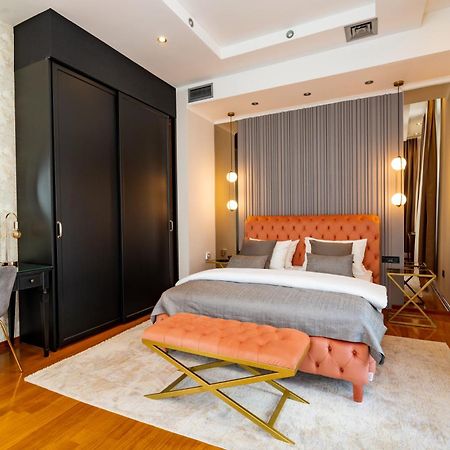 Natali Luxury Suites- Mini Rooms เบลเกรด ภายนอก รูปภาพ