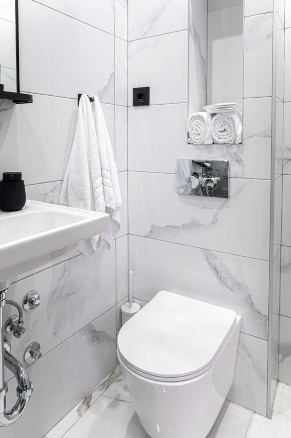 Natali Luxury Suites- Mini Rooms เบลเกรด ภายนอก รูปภาพ