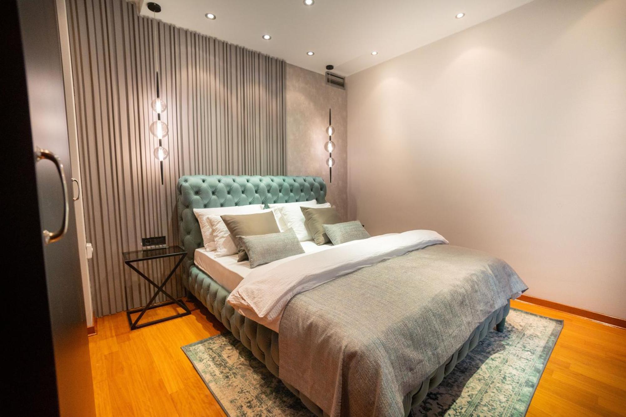 Natali Luxury Suites- Mini Rooms เบลเกรด ภายนอก รูปภาพ