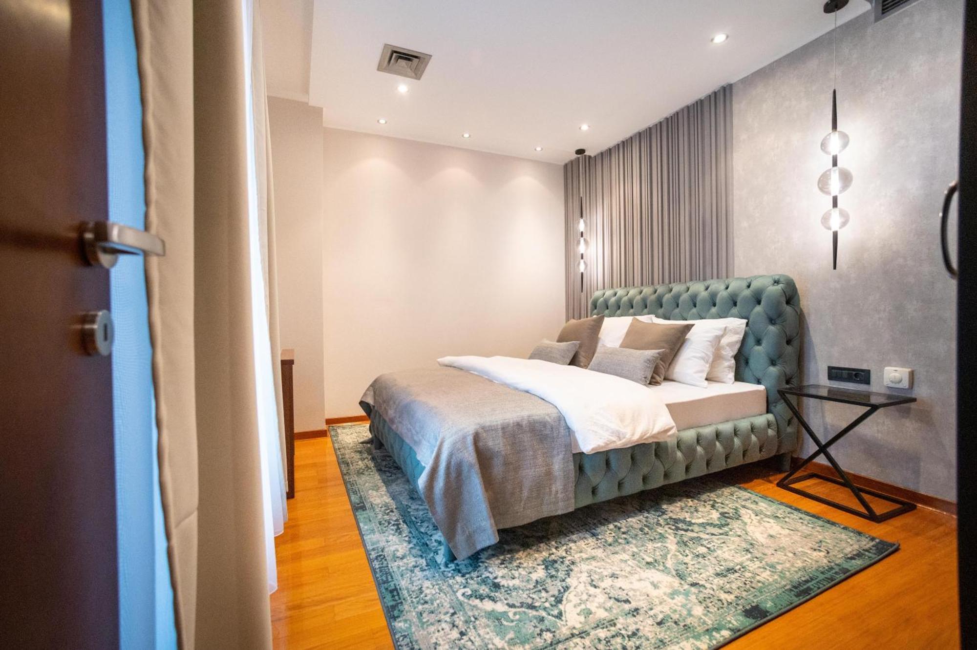 Natali Luxury Suites- Mini Rooms เบลเกรด ภายนอก รูปภาพ