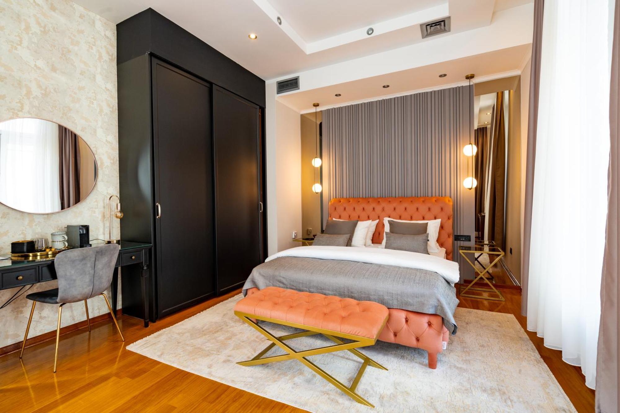Natali Luxury Suites- Mini Rooms เบลเกรด ภายนอก รูปภาพ